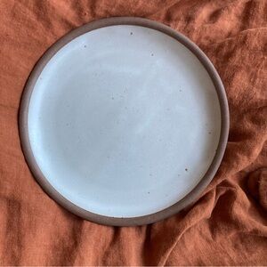 RESERVED for @nlapotin: 1 East Fork Old Eggshell Side Plate